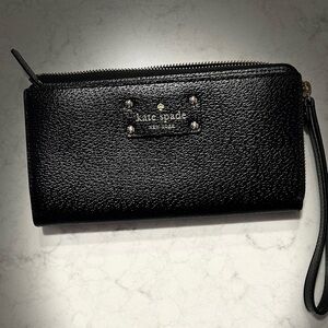 Kate Spade Black Textured Wristlet